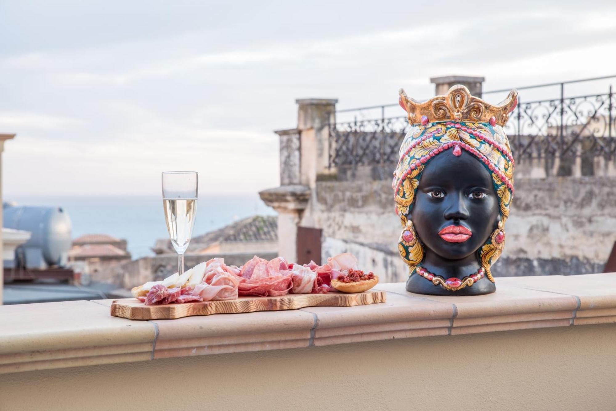 Keramos Luxury Rooms Sciacca Exterior photo