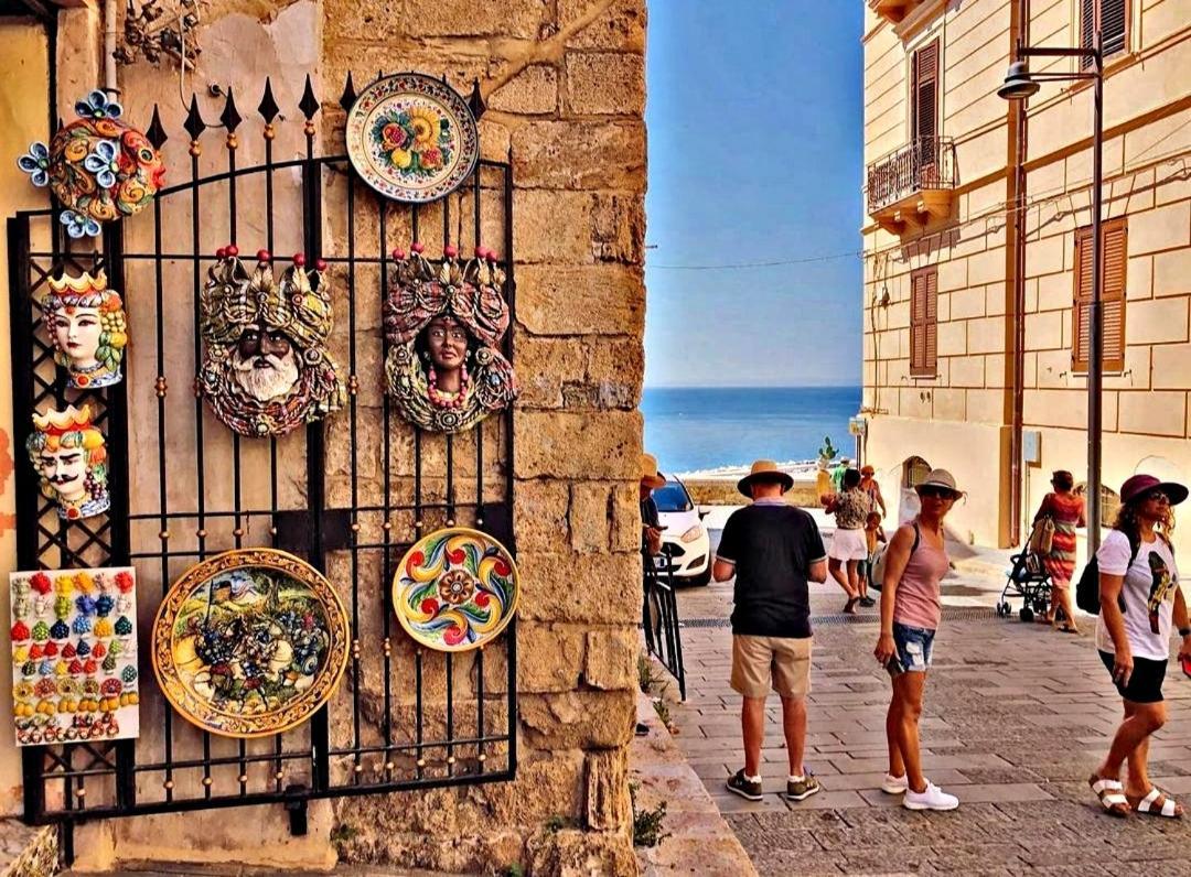 Keramos Luxury Rooms Sciacca Exterior photo